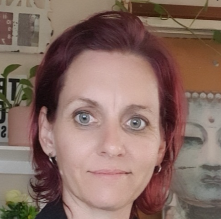 Emma R.
